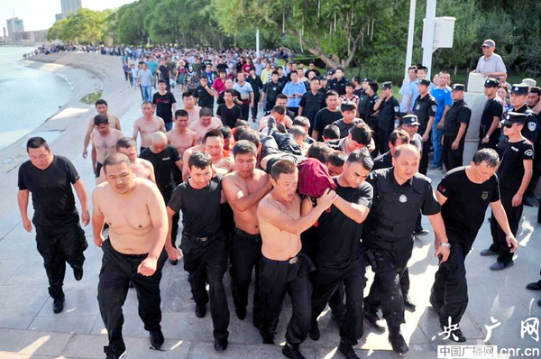 新疆一協警勇救落水民眾-不幸溺水身亡4