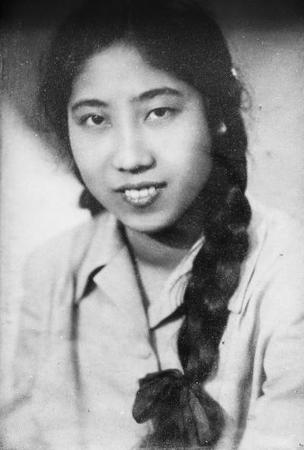 1959年，剪發之前特意拍的。