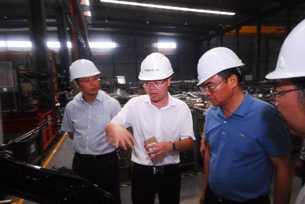 婁底市政協(xié)調(diào)研組來(lái)湘潭調(diào)研考察