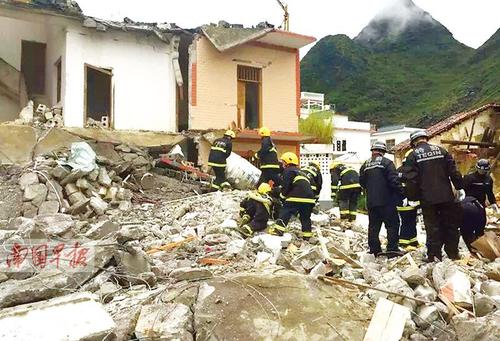 高清：村民炒制土炸藥引發巨大爆炸 造成5人死亡