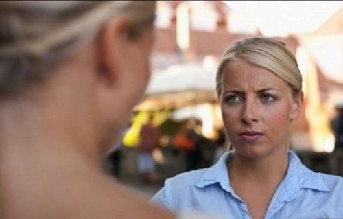 研究稱女人第六感超準憑臉能認出“潛在情敵”