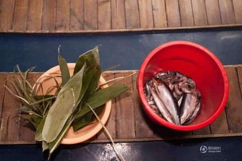 魚肉餡兒的粽子。