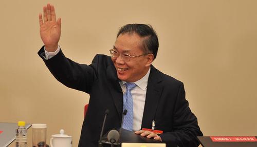 3月2日，全國政協(xié)十二屆五次會(huì)議新聞發(fā)布會(huì)在北京人民大會(huì)堂舉行。圖為大會(huì)新聞發(fā)言人王國慶。