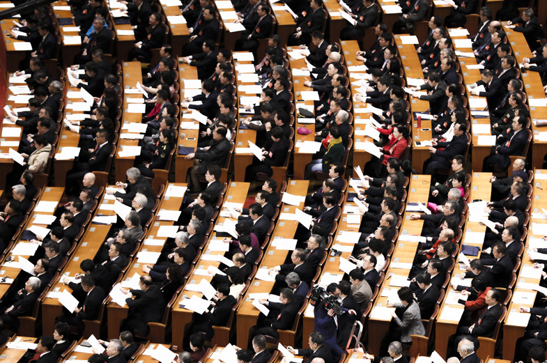 俞正聲：支持特別行政區行政長官和政府依法施政
