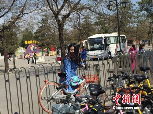 越來越多的用戶開始使用共享單車。<a target='_blank' href='http://www.chinanews.com/' >中新網</a> 吳濤 攝