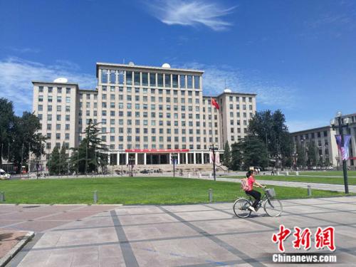 資料圖：清華大學校園內 <a target='_blank' href='http://www.chinanews.com/' >中新網(wǎng)</a>記者 張尼 攝