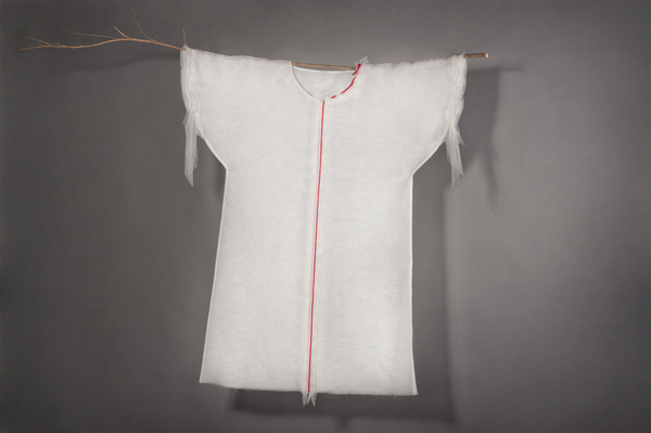 呂越 《痕跡2號(hào)》 服裝 絲綢  2013-2017.Lyu Yue(Aluna)  Relic，NO.2 ，F(xiàn)ashion design，Silk， 2013－2017