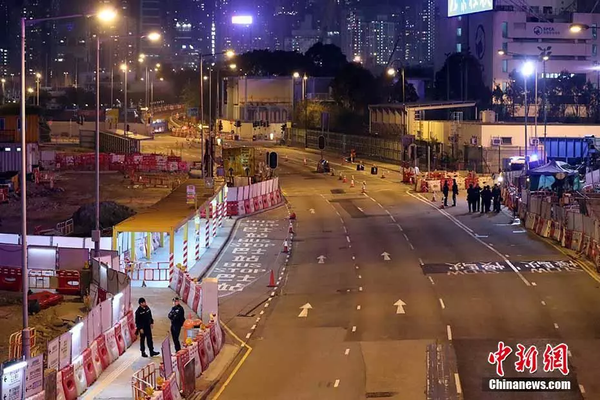 香港鬧市5天2次發現戰時炸彈 上演真實拆彈專家