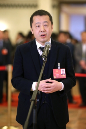 （5）全國(guó)人大代表接受采訪