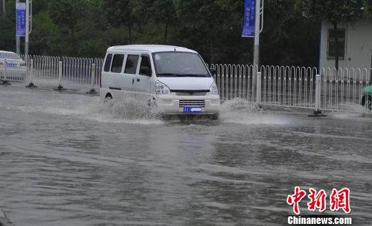 青海多地出現(xiàn)強降雨啟動暴雨Ⅳ級應急響應