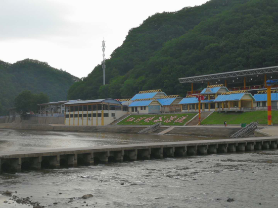 遼寧紅河谷助力生態旅游扶貧