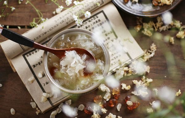 秋季飲食養生要堅持益中補氣！