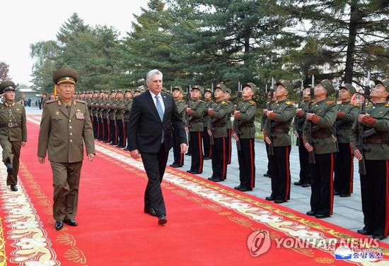 古巴領導人參觀朝鮮神秘軍校 看學員格斗訓練