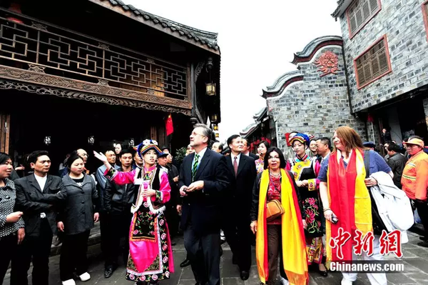 2011年4月19日，中國四川國際文化旅游節(jié)在汶川縣水磨鎮(zhèn)開幕。中新社記者 安源攝