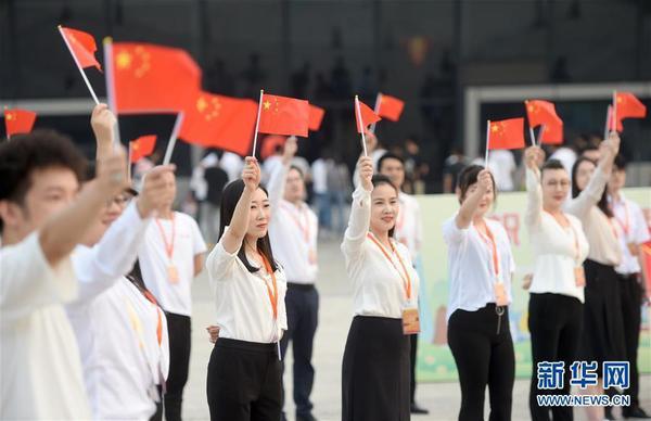 9月26日，浙江省青年聯合會在位于杭州的浙江大學紫金港校區舉行“祝福香港·點贊祖國”主題活動。 新華社記者 韓傳號 攝