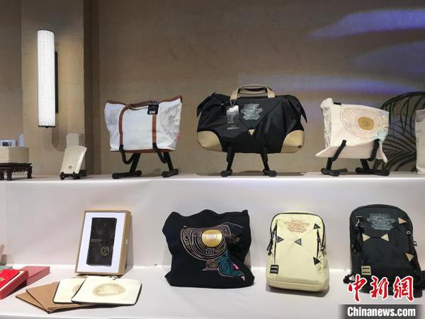 圖為良渚文創產品 江楊燁 攝