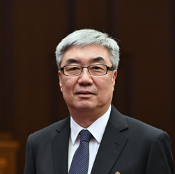 專注法治建設 勤勉履職為民