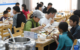 政協網評丨政府食堂爆火的背后：文旅要流量，更要留量